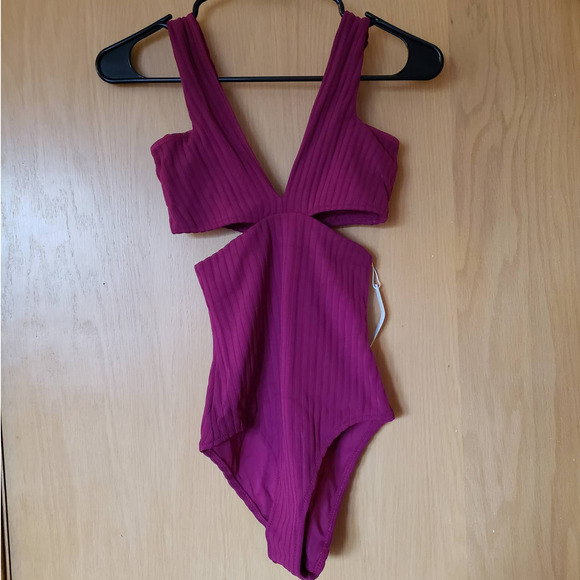 Araks Ursa Women's One Piece Plum Rib XS Cut Out Swim Suit NWT's $345 Purple - Picture 1 of 16